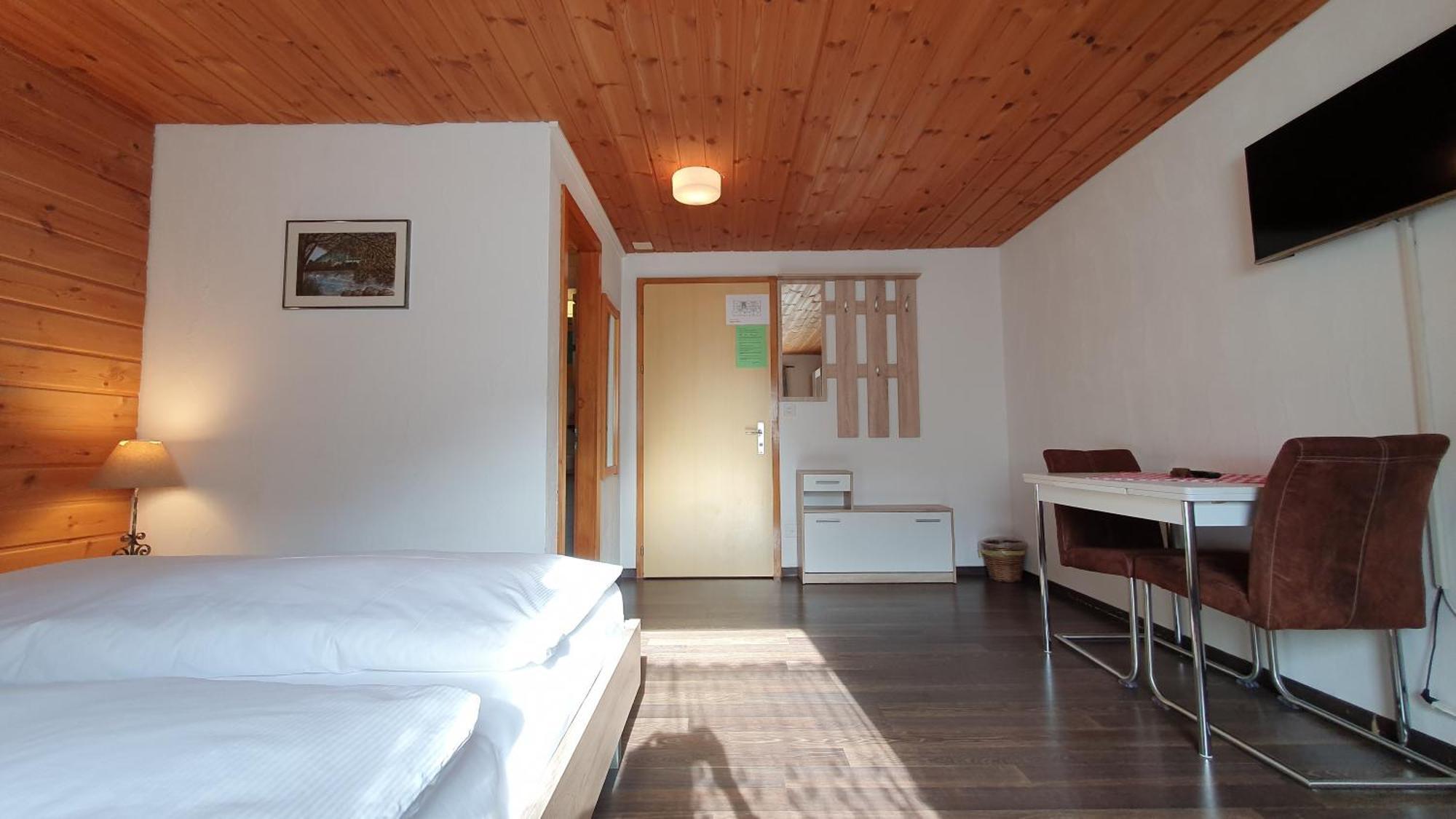 Suretta Hotel 3*